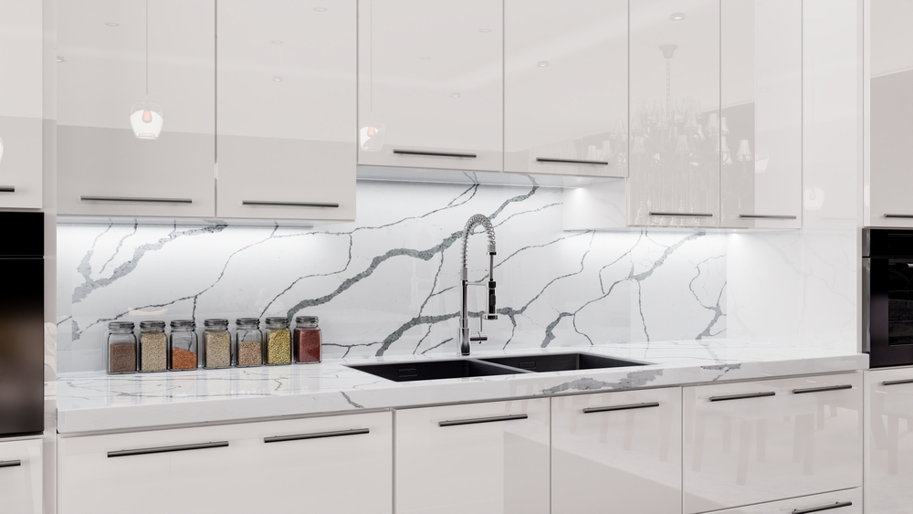 Modern,Kitchen,Interior,Design,With,White,Flat,Wooden,Cabinet,Doors,